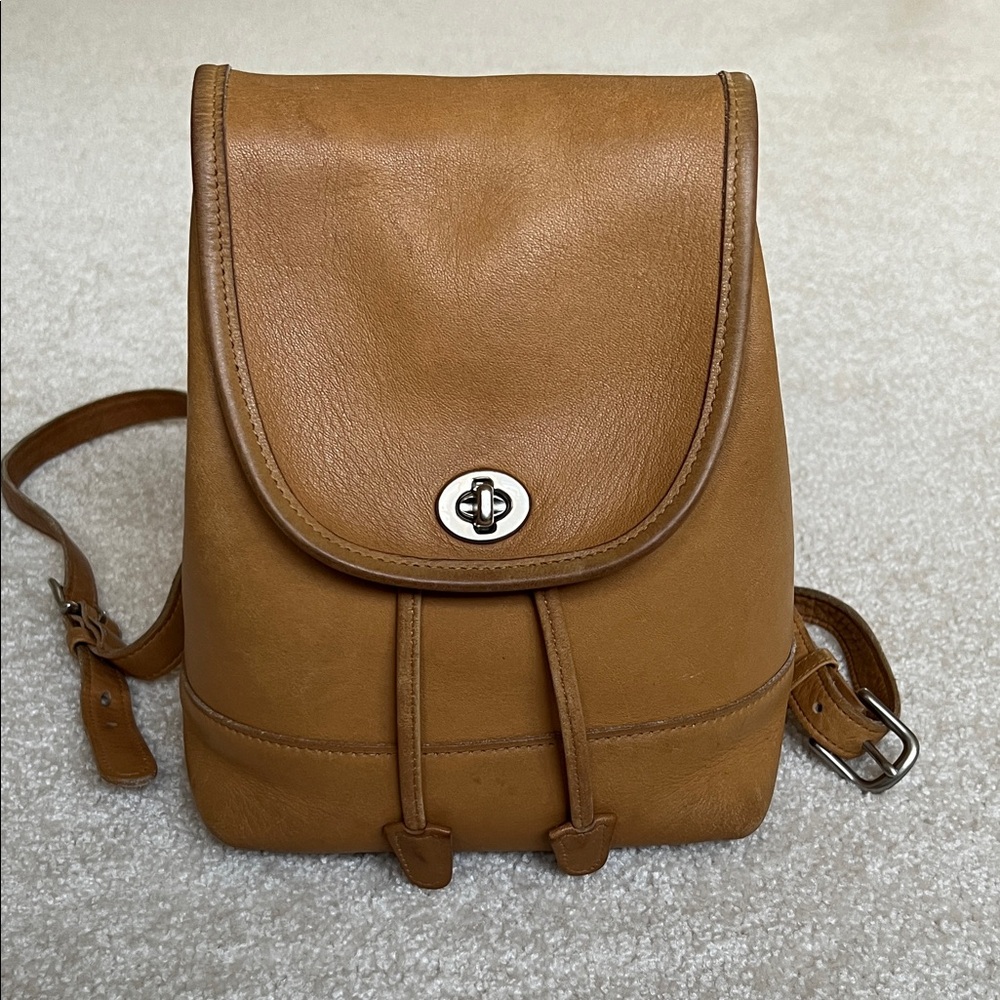 Vintage coach daypack 9960 in tan